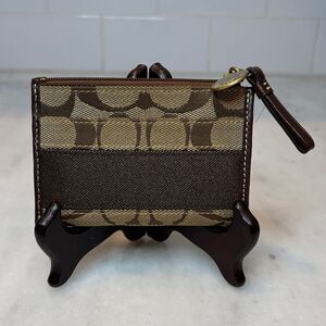 Coach Wallet Jacquard Signature Logo Stripe Legacy Sateen Interior Card Holder